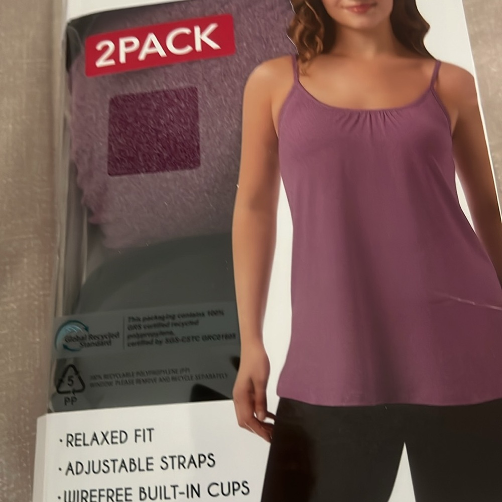 New in box (32 COOL) 2-pack/ BUILT-IN BRA
Bra Top Cami/4-WAY. Size M /
STRETCH/